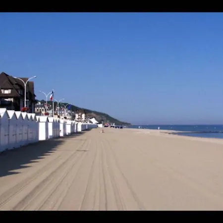 Cap Bleu *